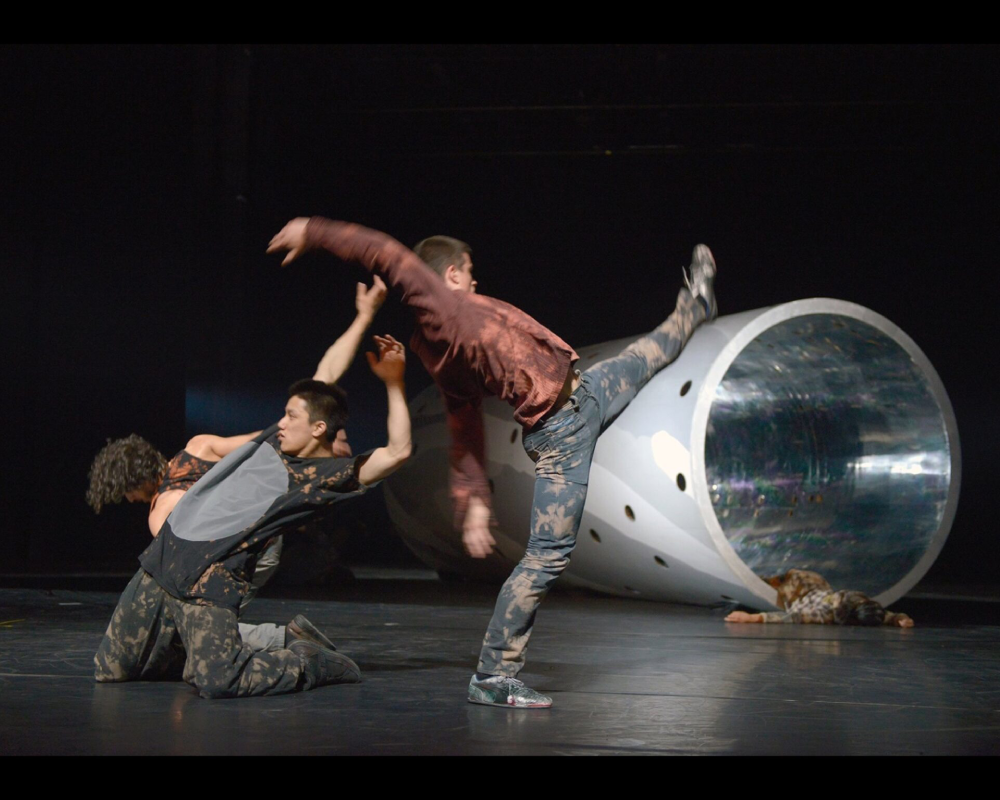 DAMIEN JALET – THR(O)UGH